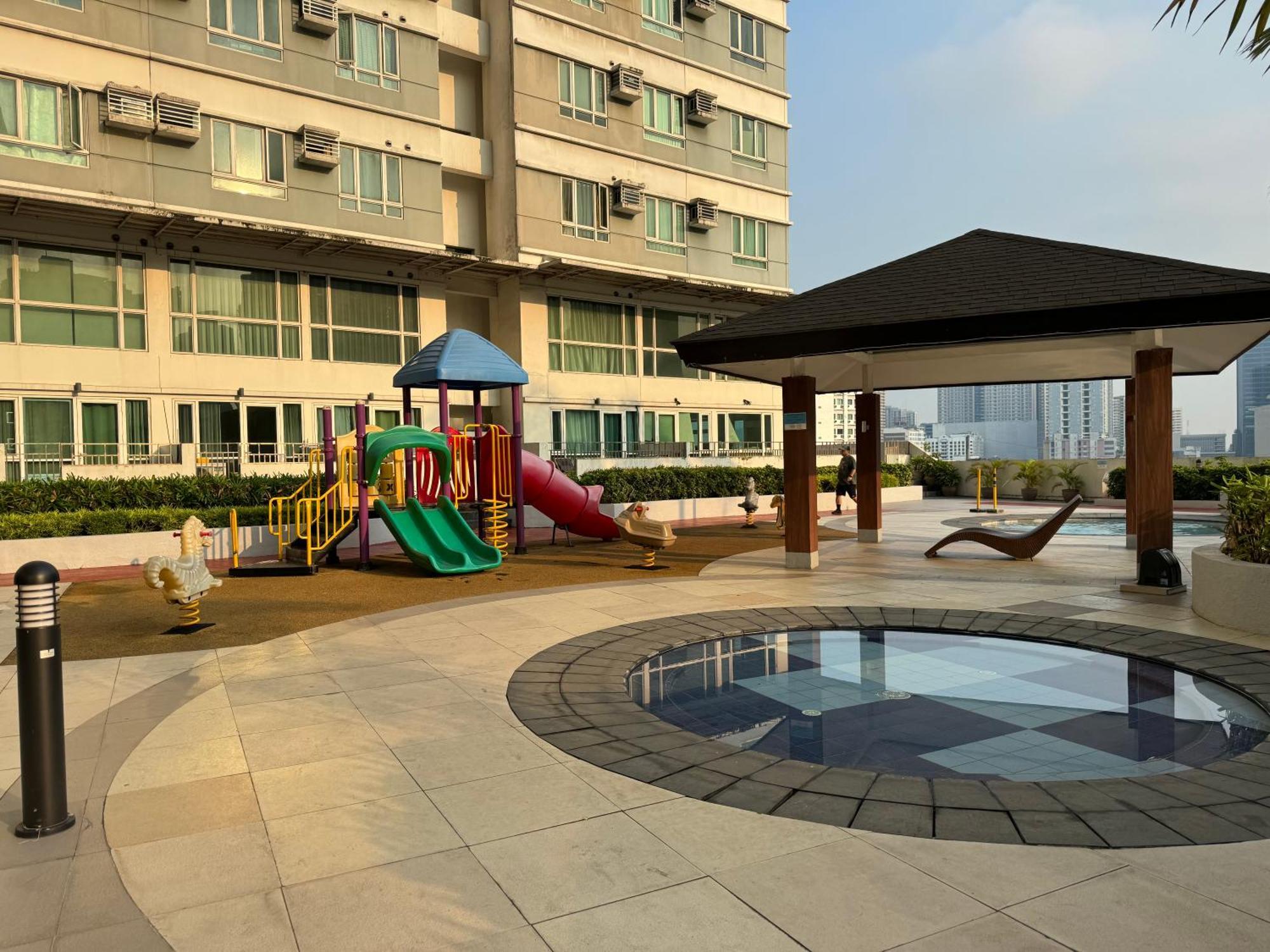 Beacon Makati Condo Free Pool Access Free Wifi 100Mbps & Free Netflix Маніла Екстер'єр фото